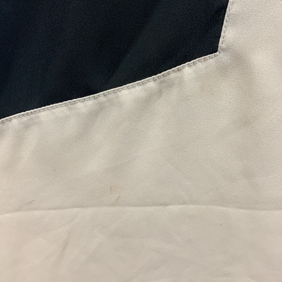 Cream and Black Jealous Tomato Top - Picture 5 of 14